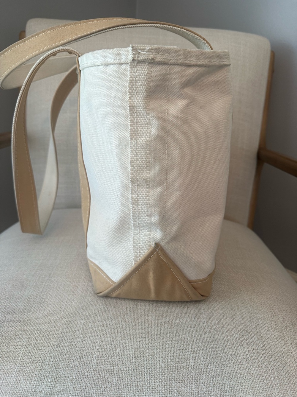 L.L. Bean Boat and Tote - Picture 8 of 11